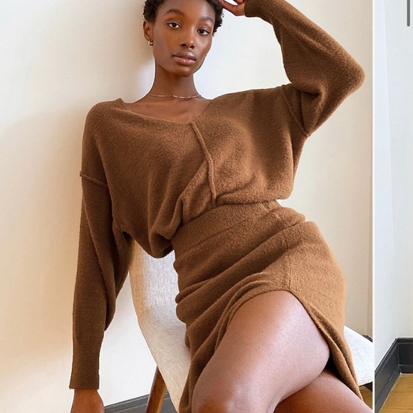 Wilfred Sweaters - Wilfred free relaxed v neck sweater fox fire brown